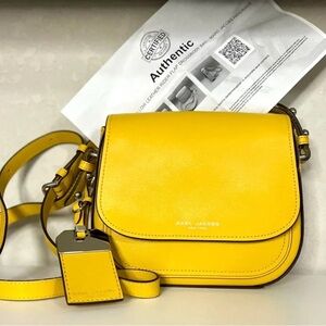 Marc Jacobs Yellow Crossbody Bag in Like new condition